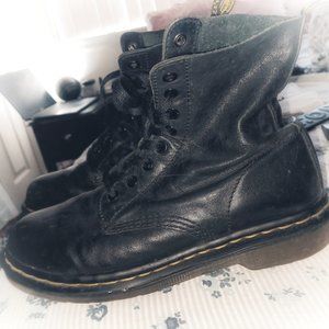 Dr. Martens
